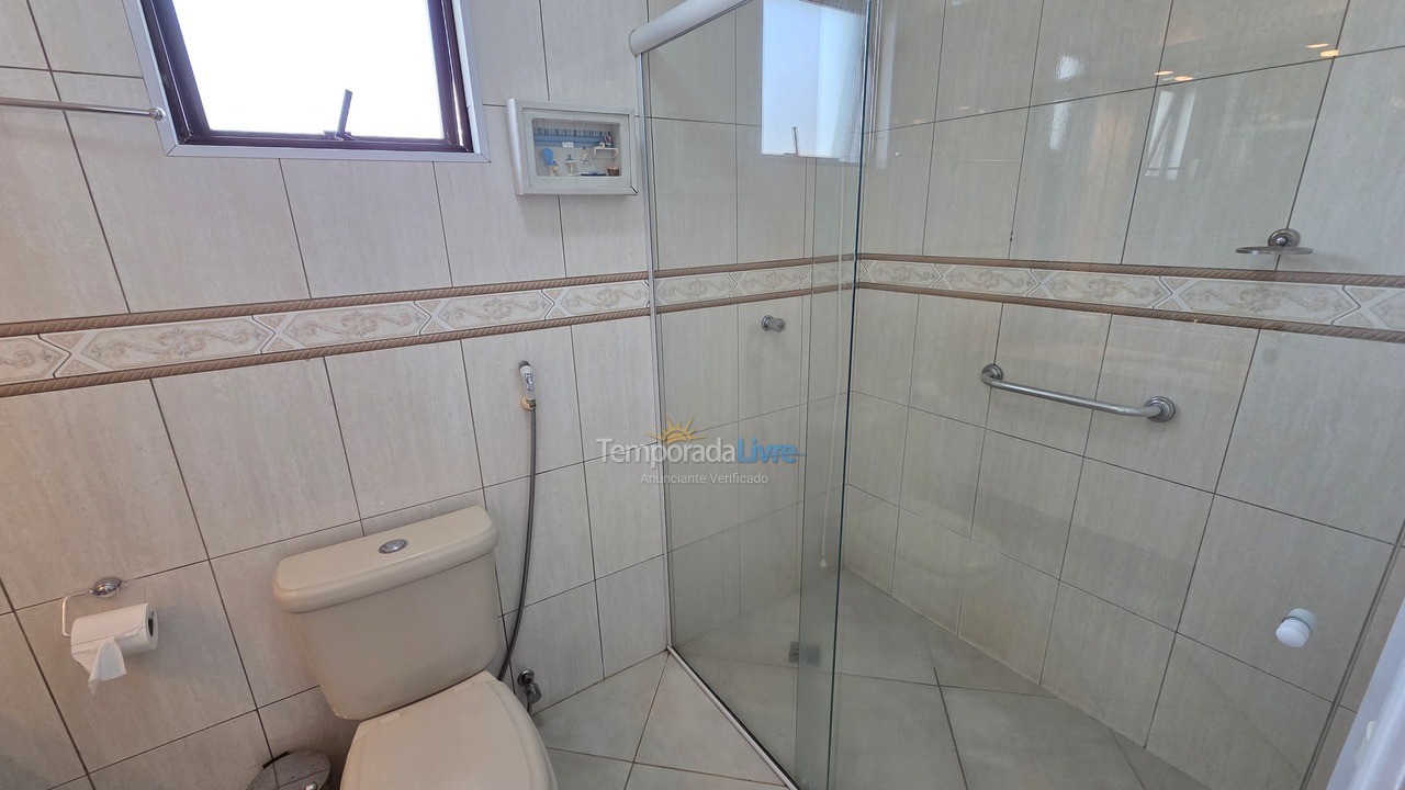 Apartment for vacation rental in Guarujá (Pitangueiras)