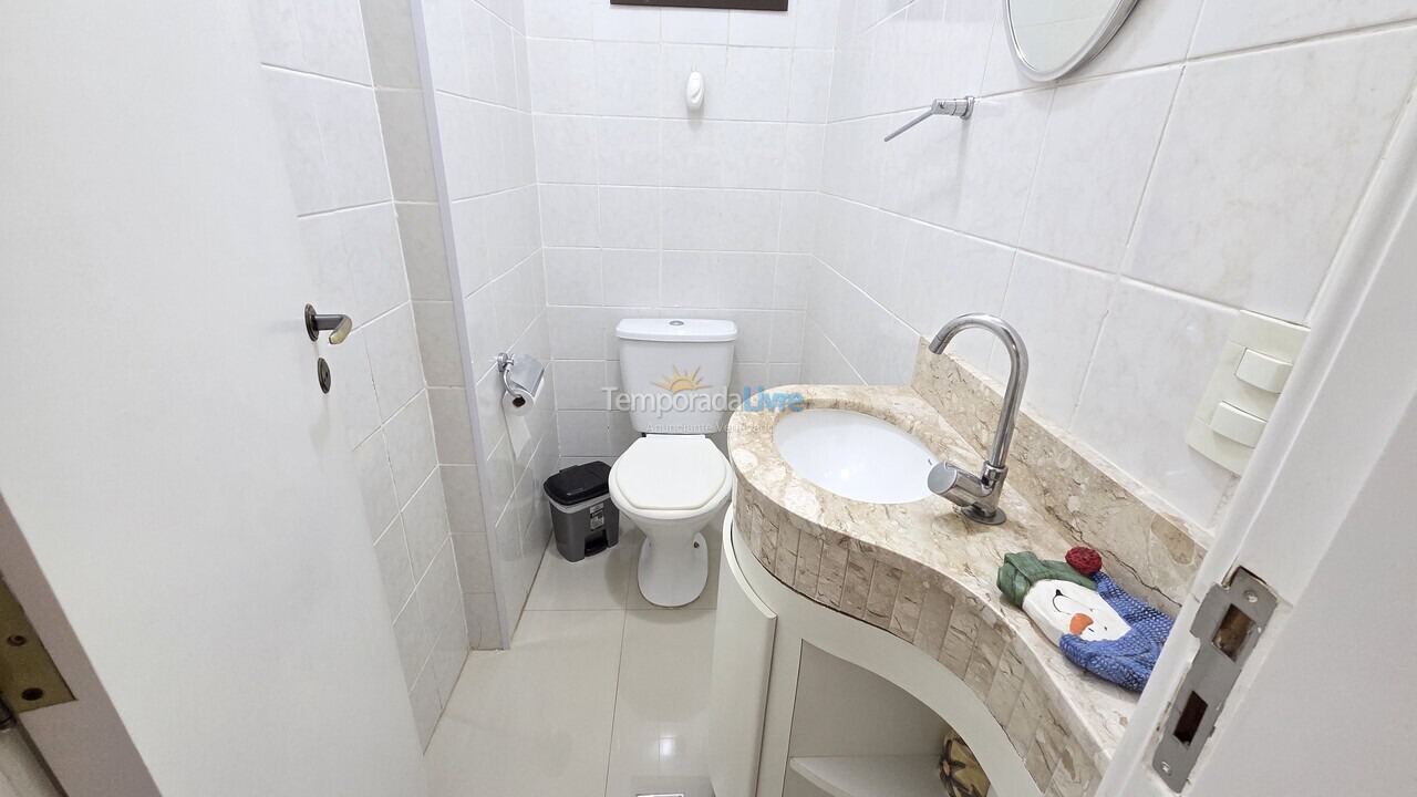 Apartment for vacation rental in Guarujá (Pitangueiras)