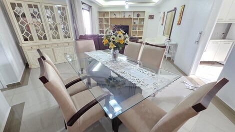 3-Suite Apartment with Air Conditioning and 2 Parking Spaces – Pitangueiras