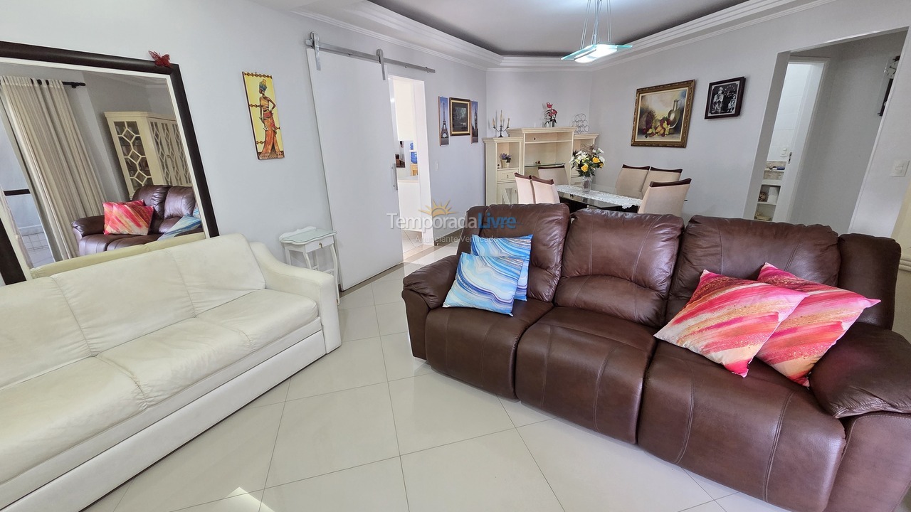 Apartment for vacation rental in Guarujá (Pitangueiras)