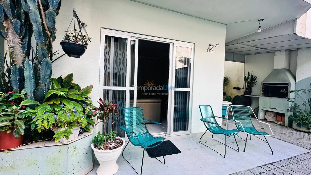 Apartamento para aluguel de temporada em Balneário Camboriú (Praia Central)