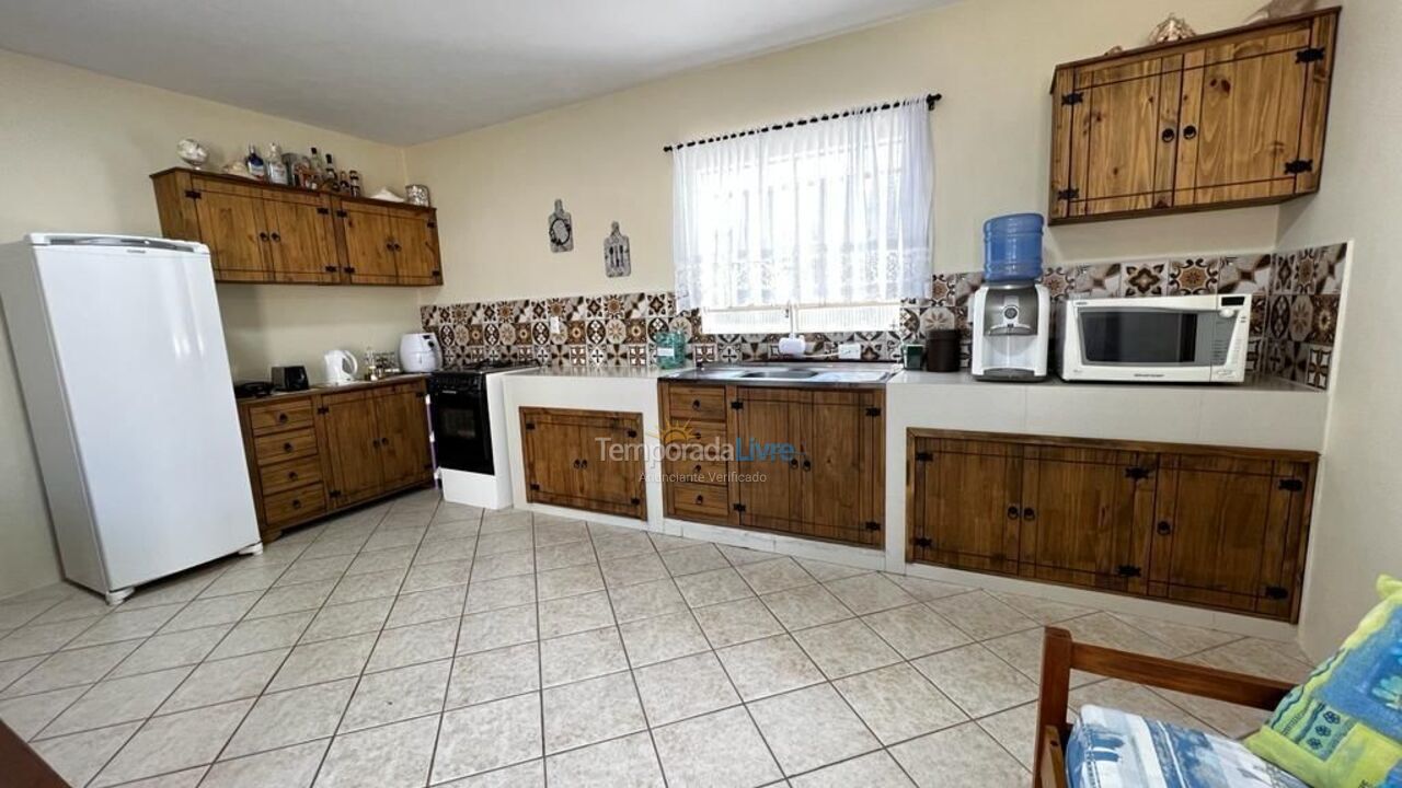 Casa para alquiler de vacaciones em Bombinhas (Morrinhos)