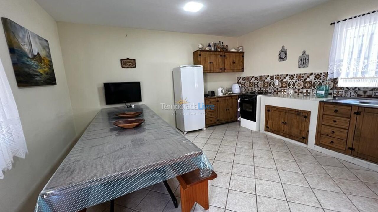 Casa para alquiler de vacaciones em Bombinhas (Morrinhos)