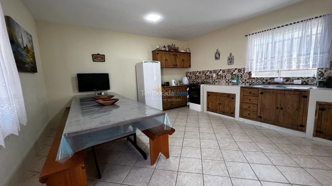 Casa para alquiler de vacaciones em Bombinhas (Morrinhos)