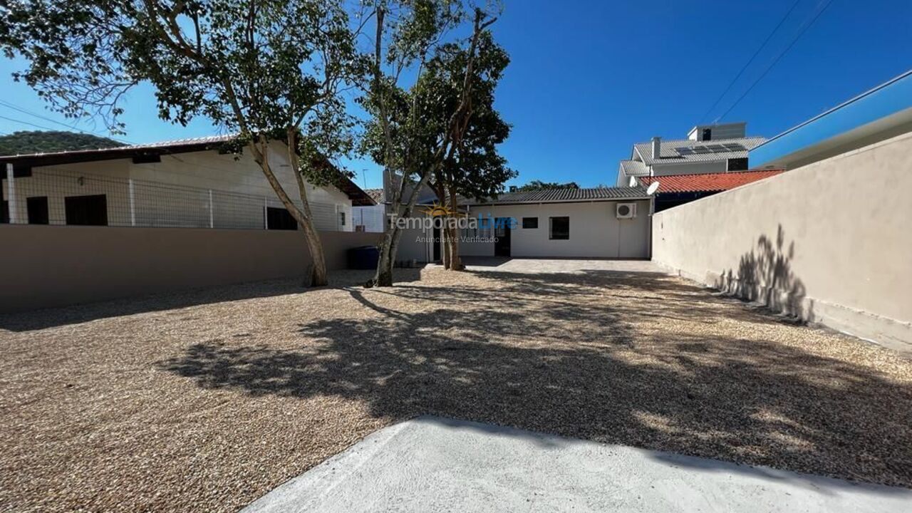 Casa para alquiler de vacaciones em Bombinhas (Morrinhos)