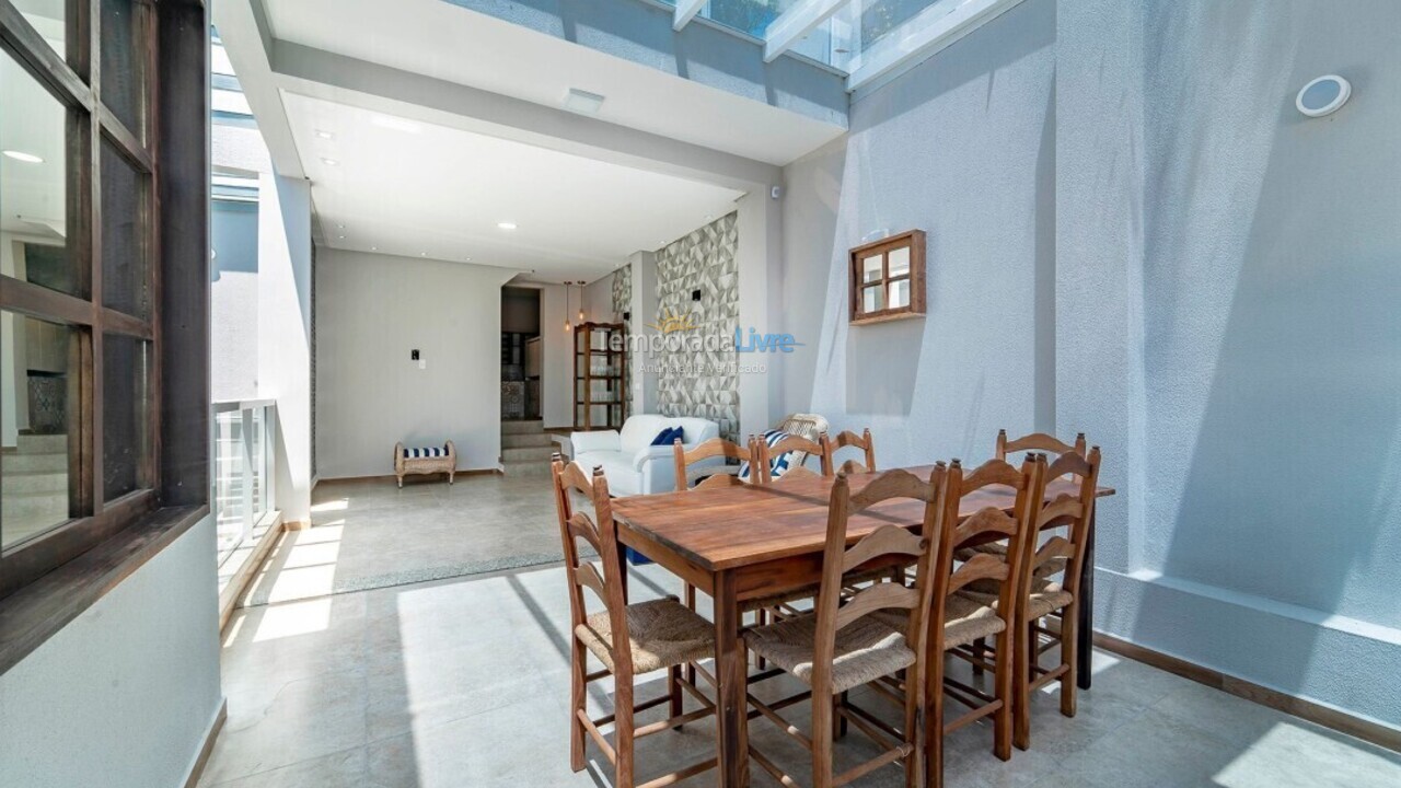 Casa para alquiler de vacaciones em Bombinhas (Praia de Bombinhas)