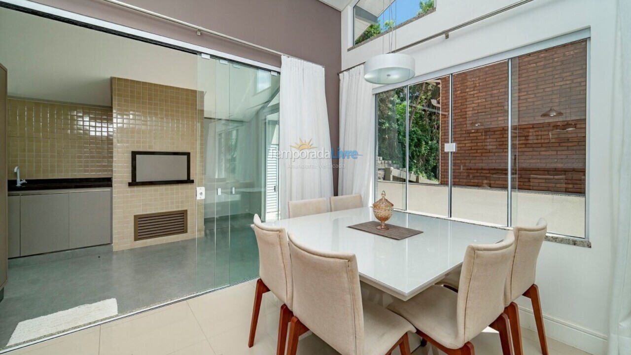 Casa para alquiler de vacaciones em Bombinhas (Praia de Bombinhas)