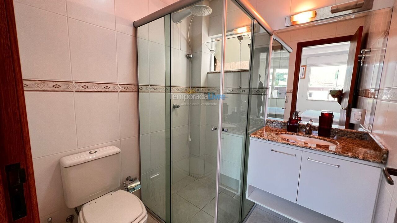 Apartment for vacation rental in Bombinhas (Praia de Bombas)