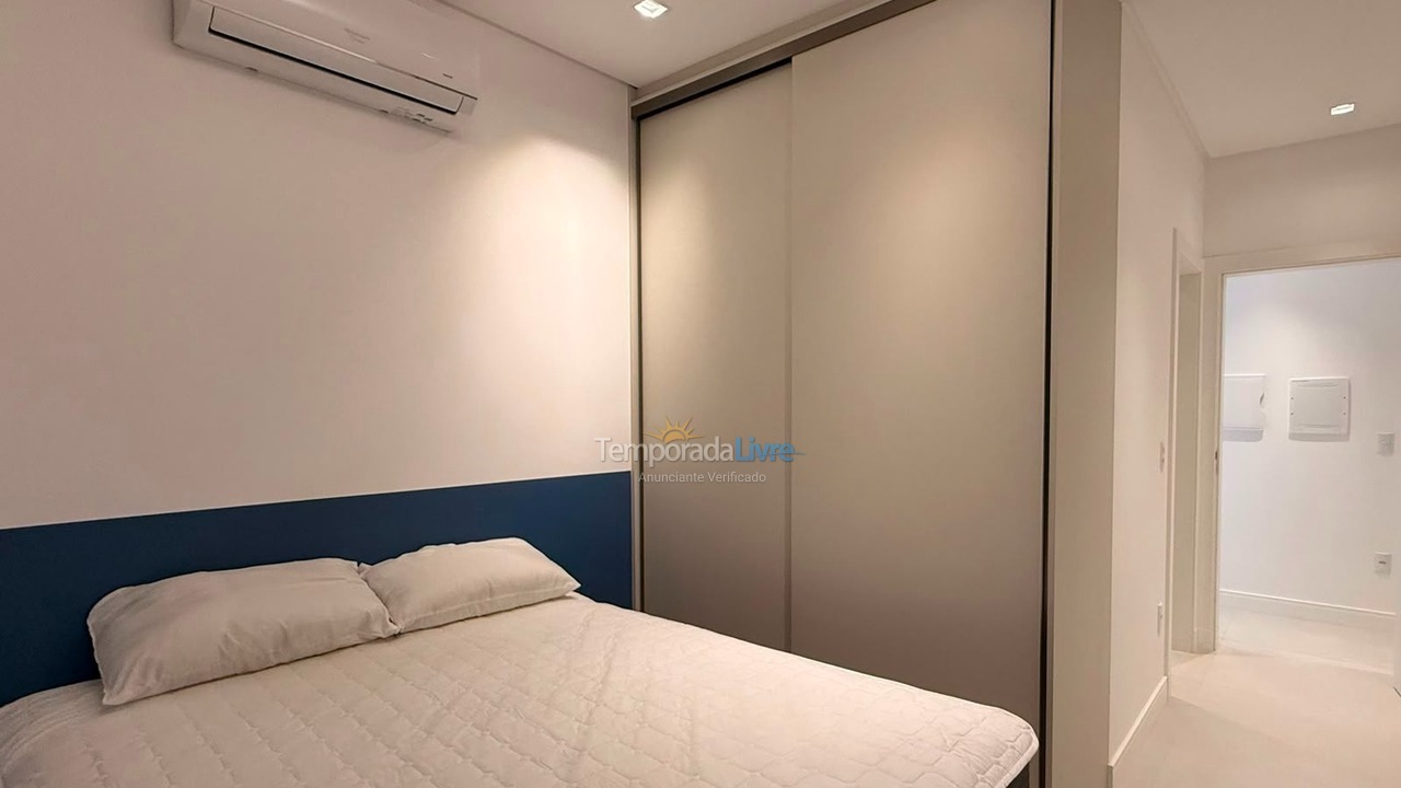 Apartamento para aluguel de temporada em Bombinhas (Canto Grande)
