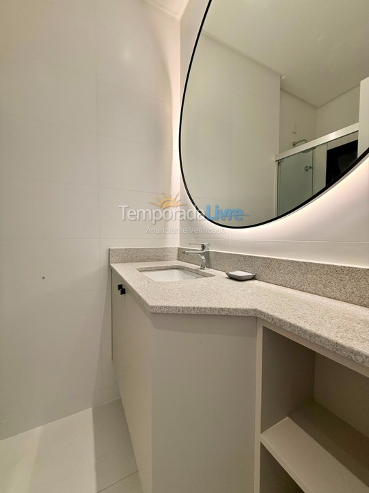 Apartamento para aluguel de temporada em Bombinhas (Canto Grande)