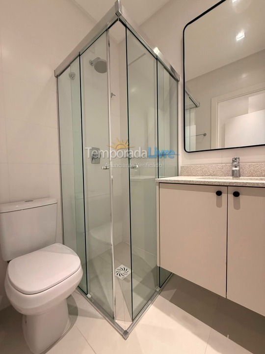 Apartamento para aluguel de temporada em Bombinhas (Canto Grande)