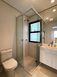 Baleia, 100 m from the beach, 4 suites, swimming pool, barbecue.