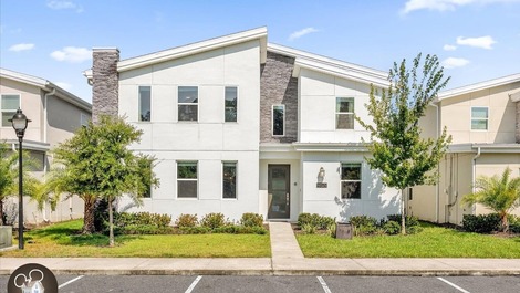 House in Storey Lake with 9 bedrooms