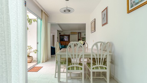 Casa com conforto Jurerê Internacional 5 Suites