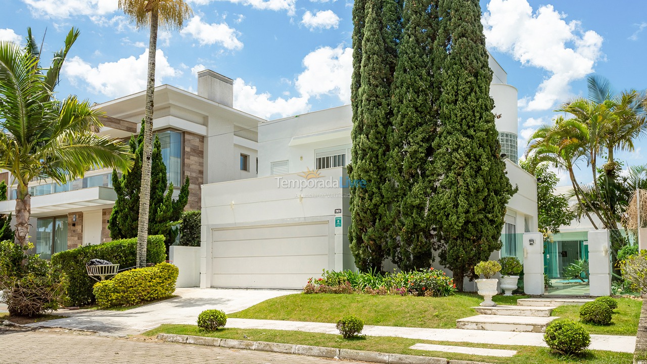 Casa para aluguel de temporada em Florianopolis (Jurerê Internacional)