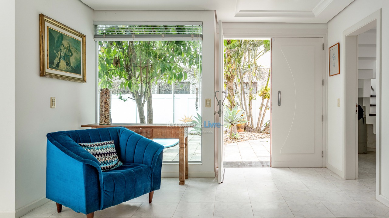 Casa para aluguel de temporada em Florianopolis (Jurerê Internacional)
