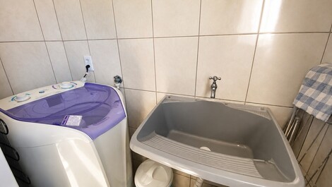 Apartamento con vista al mar en alquiler en Bombinhas 01 suite (LA0009)