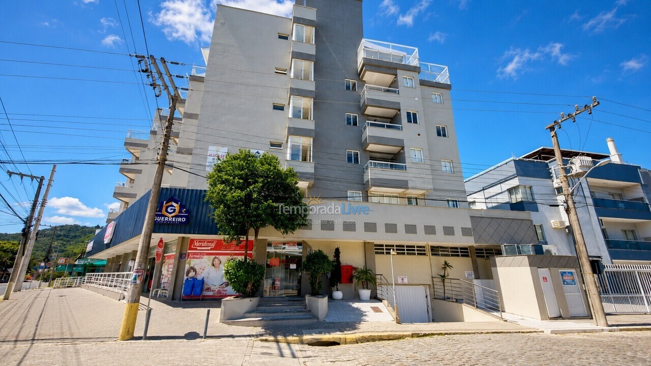Apartamento para alquiler de vacaciones em Bombinhas (Praia de Bombinhas)