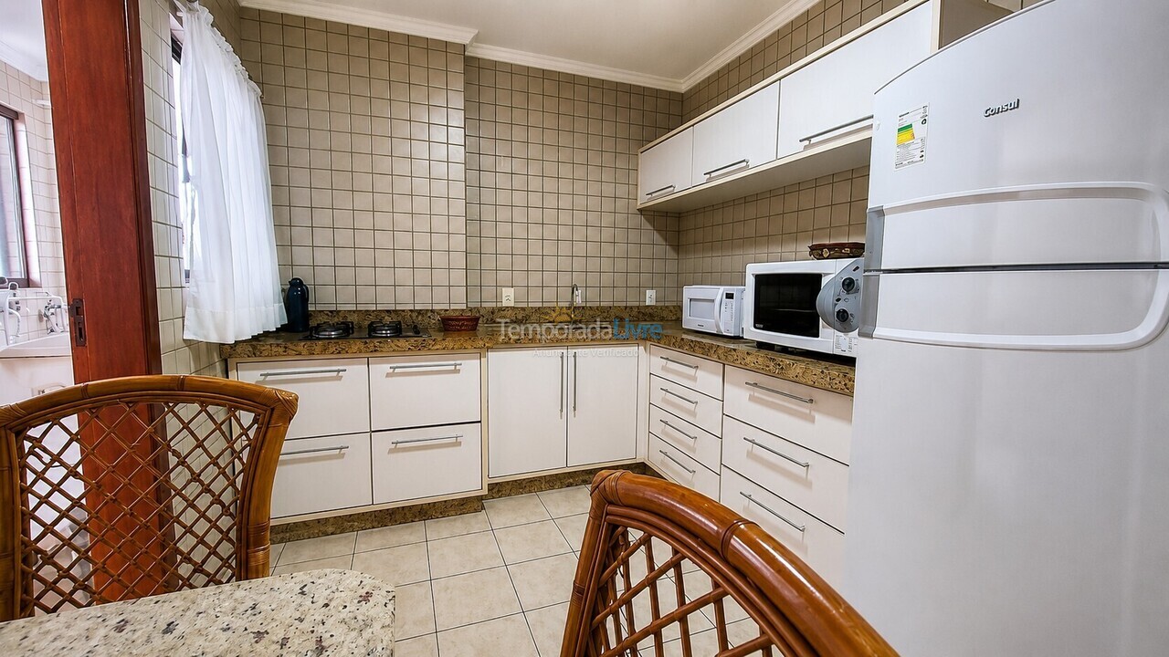 Apartamento para aluguel de temporada em Bombinhas (Praia de Bombinhas)