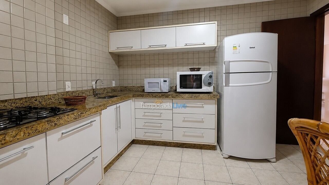 Apartamento para aluguel de temporada em Bombinhas (Praia de Bombinhas)
