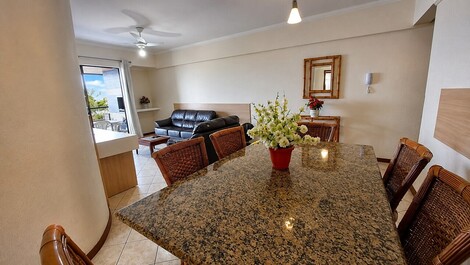 Apartamento 03 dorm. Vista mar locação em Bombinhas (LA0012)