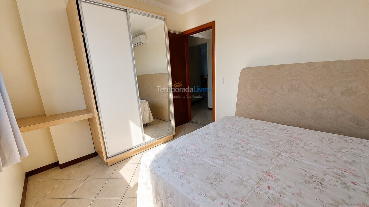 Apartamento para aluguel de temporada em Bombinhas (Praia de Bombinhas)