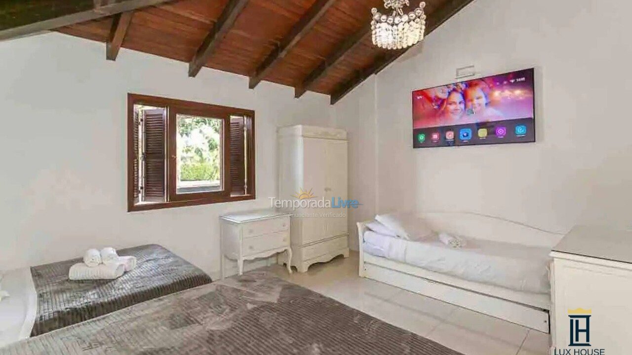 House for vacation rental in Florianopolis (Jurerê Internacional)