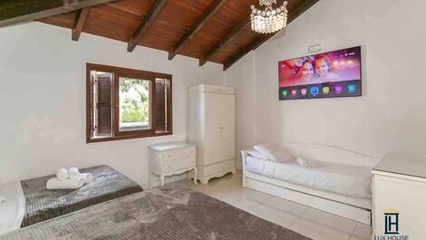 Great vacation home in Jurerê