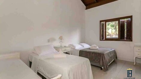 Great vacation home in Jurerê