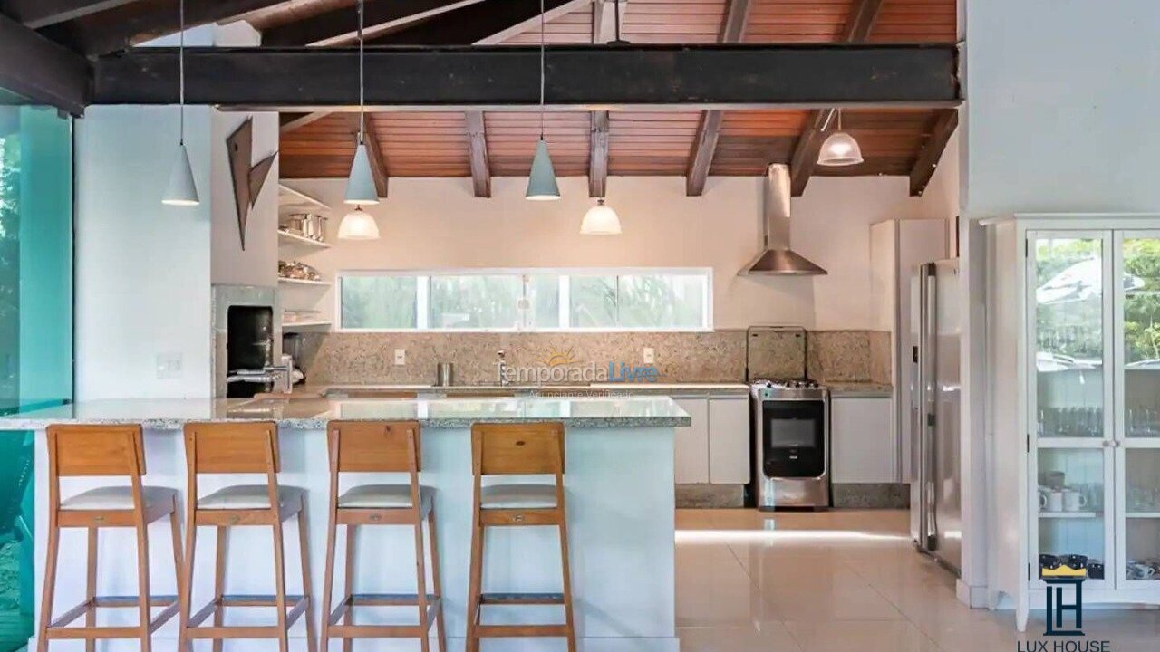 House for vacation rental in Florianopolis (Jurerê Internacional)