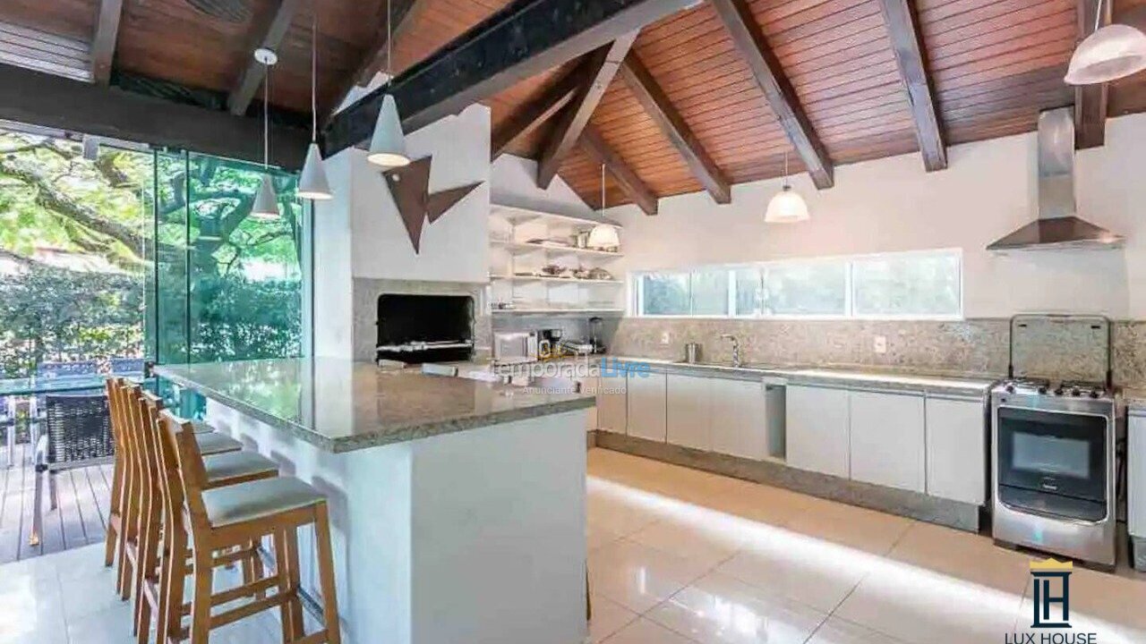 House for vacation rental in Florianopolis (Jurerê Internacional)