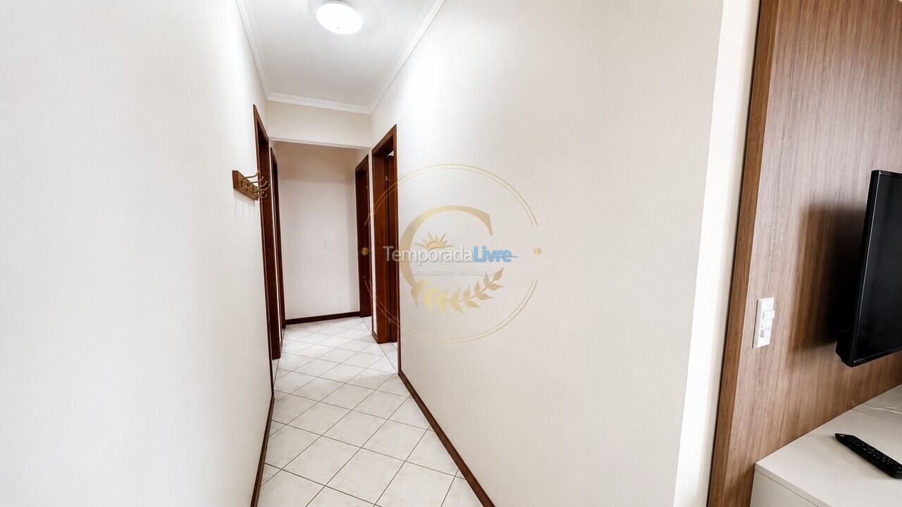Apartment for vacation rental in Bombinhas (Praia de Bombinhas)