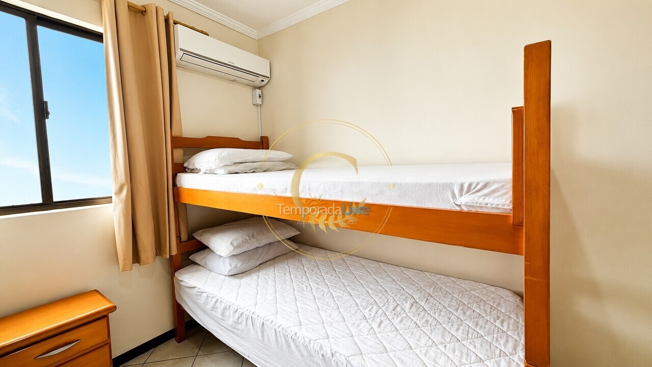 Apartment for vacation rental in Bombinhas (Praia de Bombinhas)