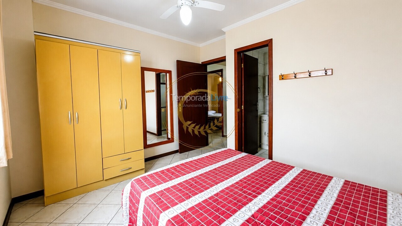 Apartment for vacation rental in Bombinhas (Praia de Bombinhas)