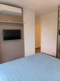 Apartamento 3 suítes a 400m da Praia do Mariscal
