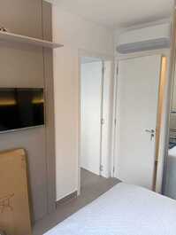 Apartamento 3 suítes a 400m da Praia do Mariscal