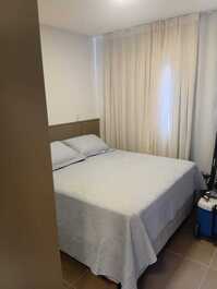 Apartamento 3 suítes a 400m da Praia do Mariscal