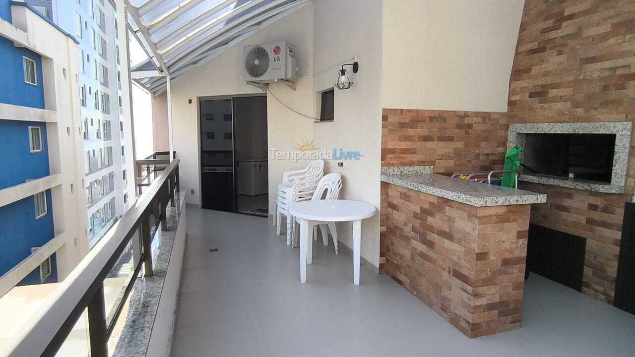Apartamento para aluguel de temporada em Itapema (Meia Praia)