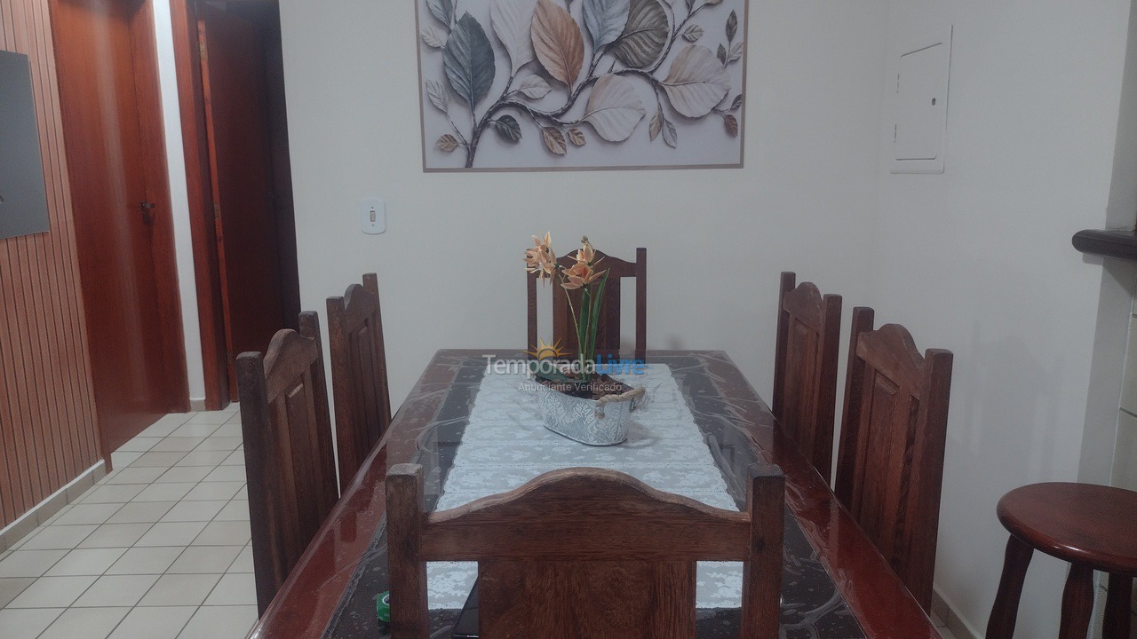 Apartamento para aluguel de temporada em Ubatuba (Praia Grande)
