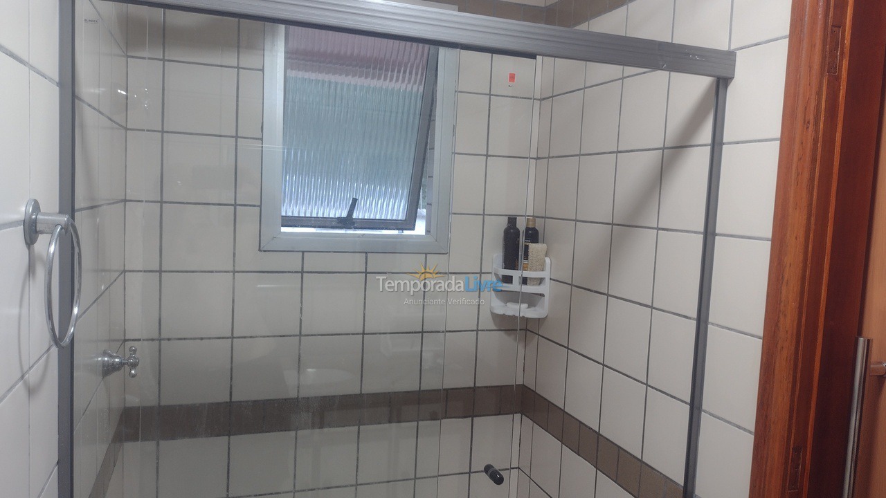 Apartamento para aluguel de temporada em Ubatuba (Praia Grande)