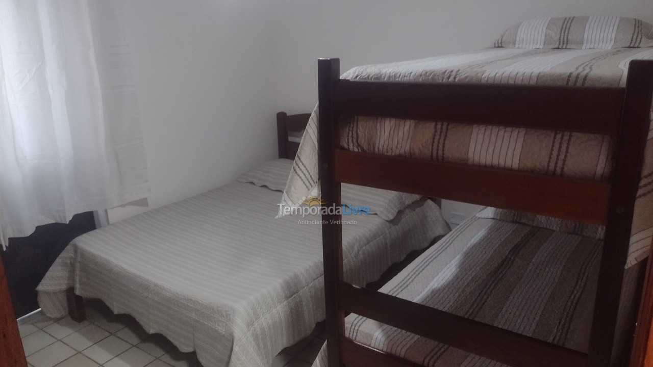 Apartamento para aluguel de temporada em Ubatuba (Praia Grande)