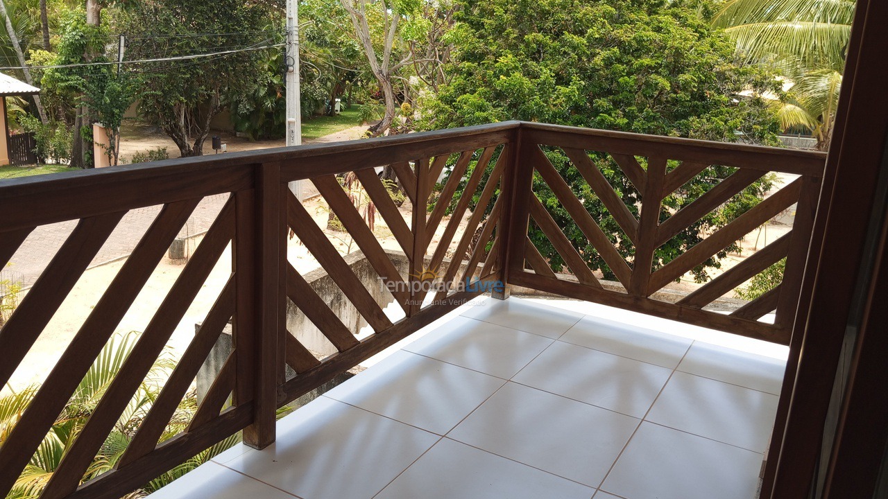 Apartamento para aluguel de temporada em Mata de São João (Praia do Forte)
