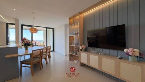 AP706 - APARTMENT WITH 3 SUITES IN MARISCAL