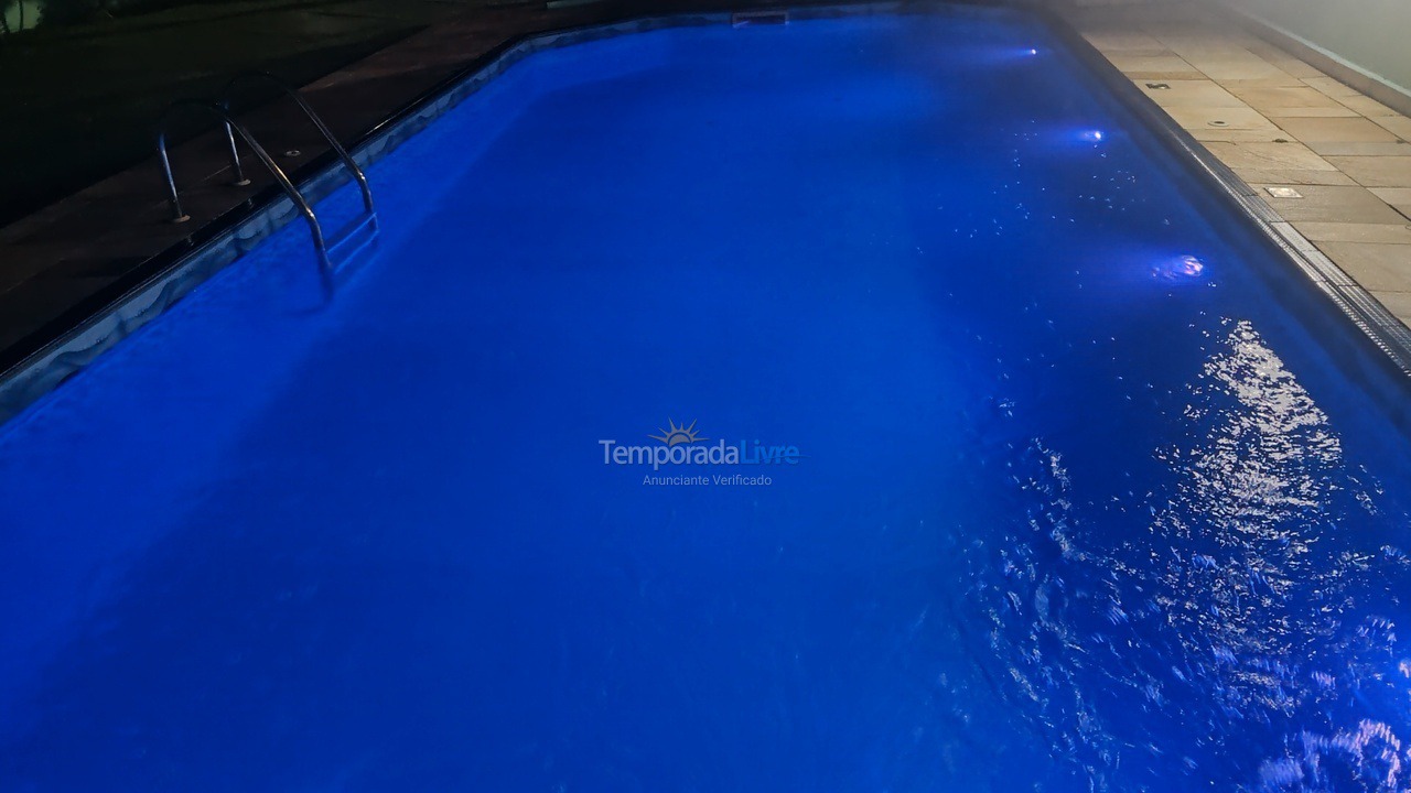 Casa para alquiler de vacaciones em Bertioga (Condominio Morada da Praia)