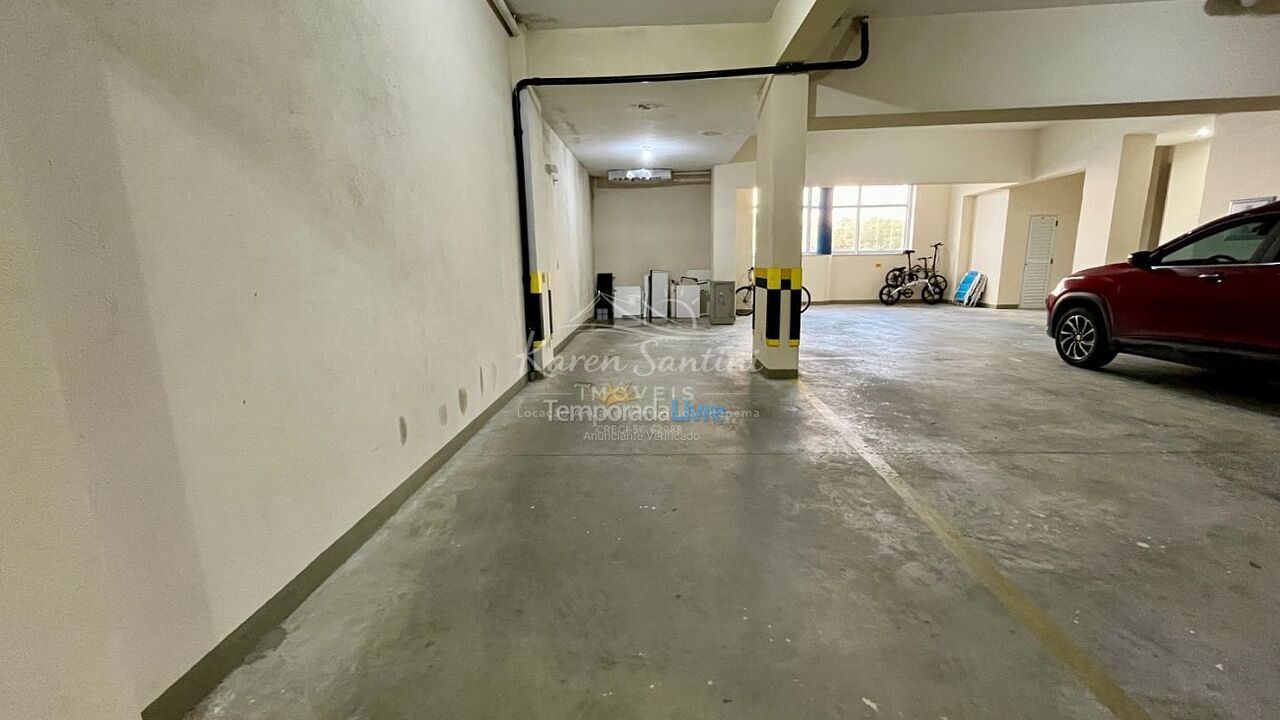 Apartamento para aluguel de temporada em Itapema (Meia Praia)