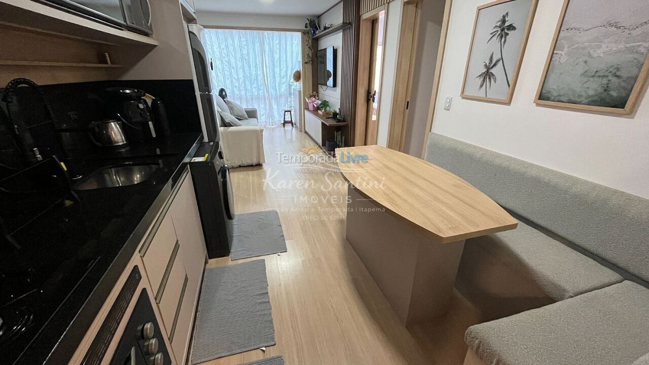 Apartamento para aluguel de temporada em Itapema (Meia Praia)
