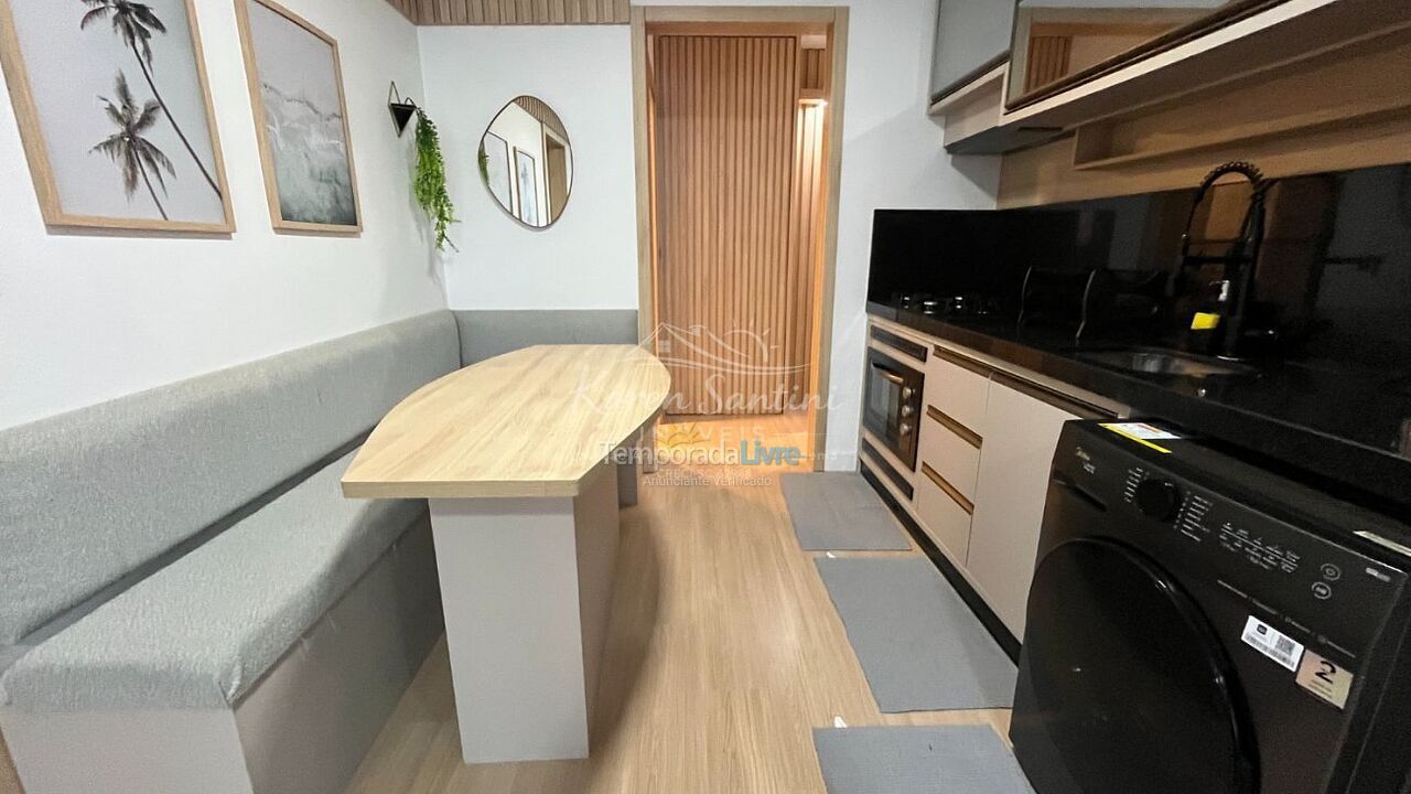 Apartamento para aluguel de temporada em Itapema (Meia Praia)