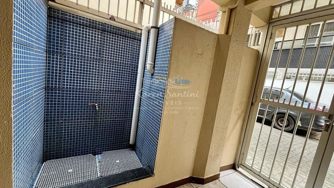 Apartamento para aluguel de temporada em Itapema (Meia Praia)