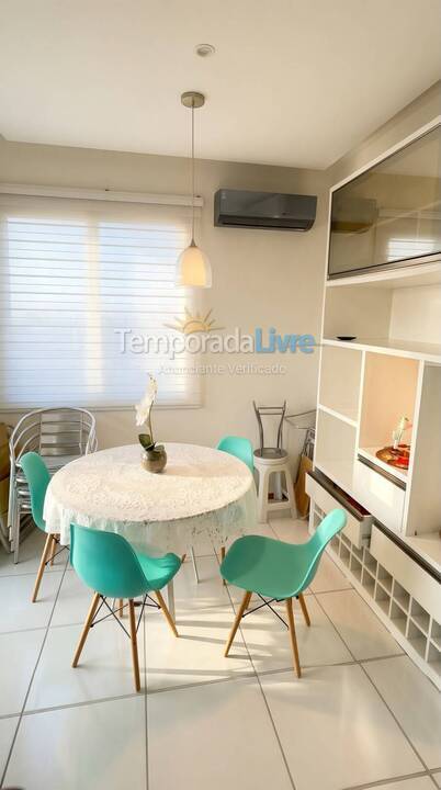 Apartamento para aluguel de temporada em Florianopolis (Praia dos Ingleses)