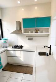 Apartamento com vista mar no centrinho dos Ingleses.